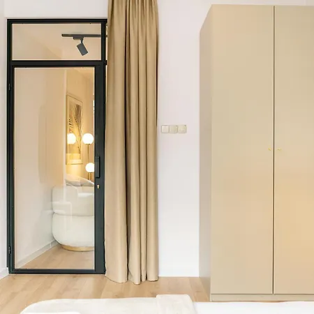 Piedmont Ii - Loftaffair * Cracovia